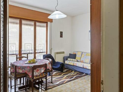Inviting Apartment In Jadranovo With Balcony Terrace