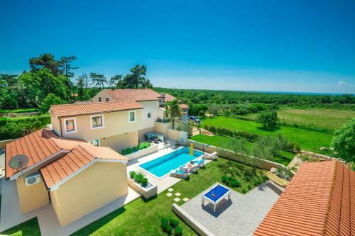 Villa Kolombera By Villa Plus
