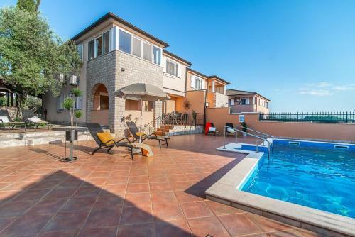 Villa Ernesto