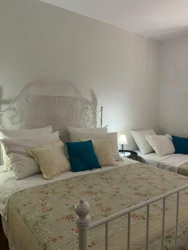 Apartment With Swimming Pool