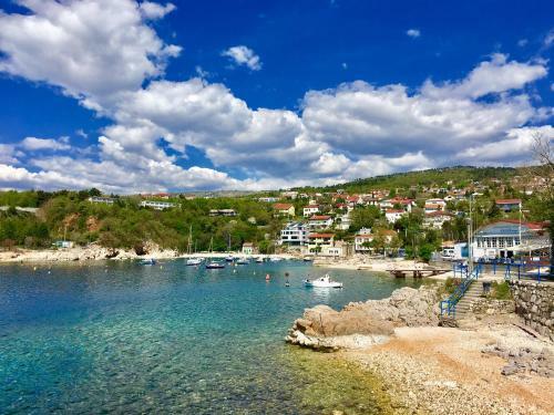 Leun 2 Apartmani Kostrena