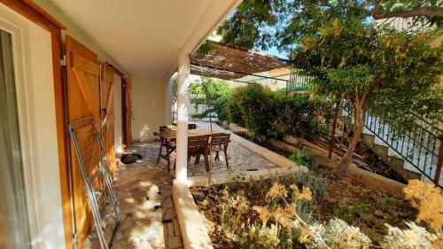 Apartments Mimoza Komiza
