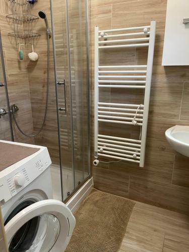 Lomb Apartman - G�rdony