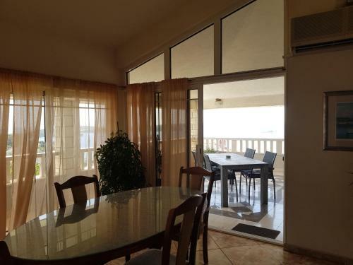 Jules Apartment