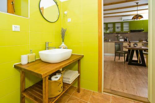 Apartamento Sparrow Nest Hvar