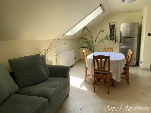 �rp�d Apartman