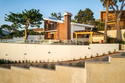 Villa Vista Mare Con Piscina Riscaldata A Trappeto