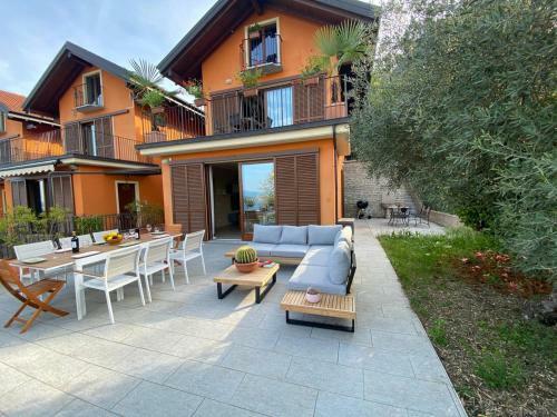 Palmito Villa