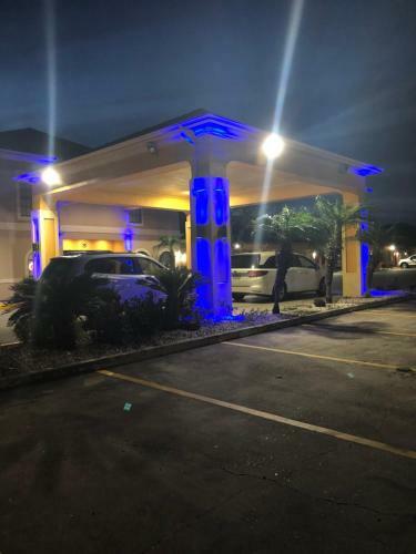 Motel Los Fresnos Inn And Suites
