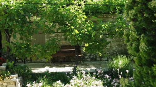 Bed & Breakfast Mas Grimaud - Chambres D'h�tes Familiales