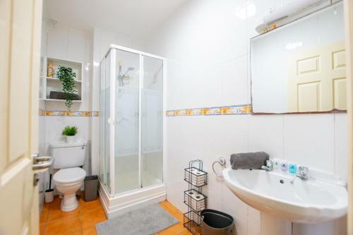 Gort Na Coiribe 4 Bedroom Duplex, By Shortstays
