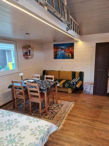 Hostal Pel?da Ir Pel?d?iukas-nameli? Ir Liuks? Nuoma