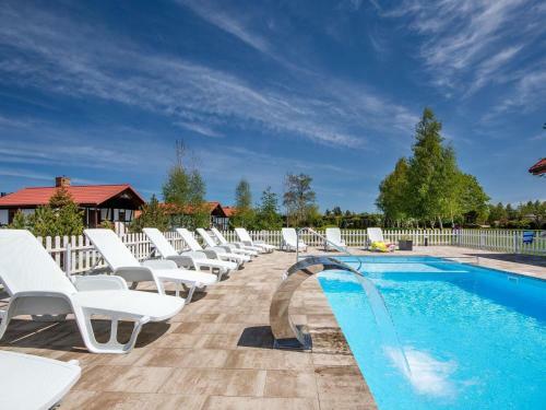 Holiday Homes With Pool Access, Darlowo