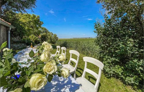 Stunning Home In Graauw With Wifi And 3 Bedrooms