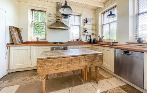 Stunning Home In Graauw With Wifi And 3 Bedrooms