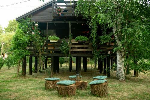Marine House Makis