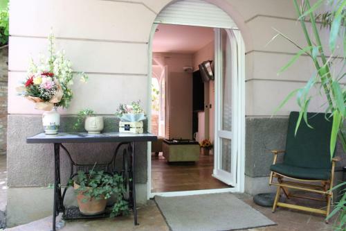 Garden Center Apartment