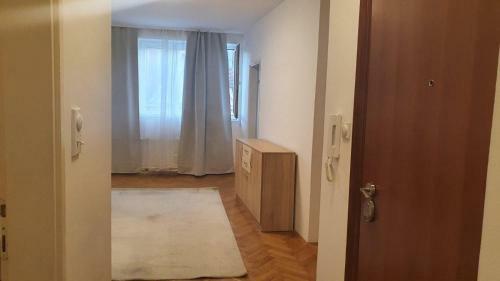Apartman U Centru Grada 2min Hoda Do Katedrale