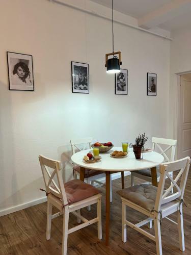 New And Cozy Apartment Free Parking And Internet