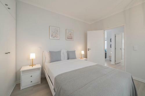 Intelsol Calheta Apartments By An Island Apart