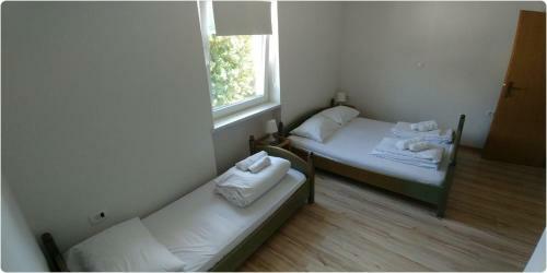 Hostal Lemonwood House