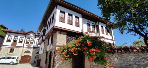 Bed & Breakfast Yedekcio?lu Konak