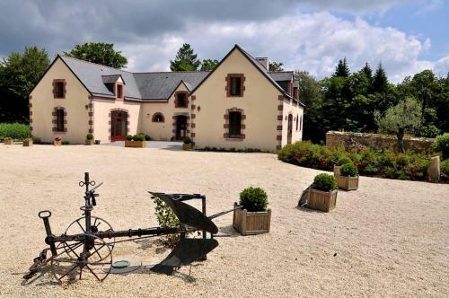 Bed & Breakfast Manoir De Kerangosquer