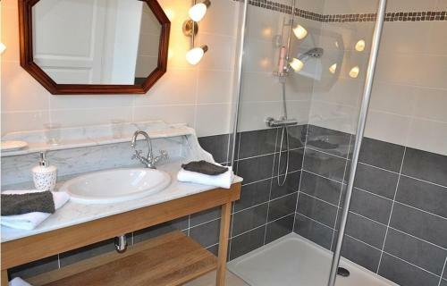 Bed & Breakfast Manoir De Kerangosquer