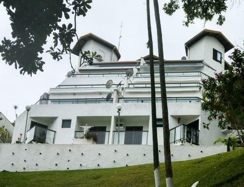 Apartamento Apto A Beira-mar Com Piscina Em Martim de Sa Sp