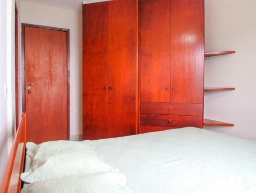 Apartamento Apto A Beira-mar Com Piscina Em Martim de Sa Sp