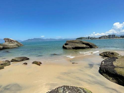 Apartamento Apto A Beira-mar Com Piscina Em Martim de Sa Sp