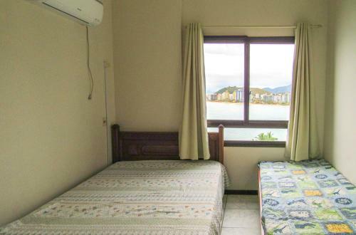 Apartamento Apto A Beira-mar Com Piscina Em Martim de Sa Sp