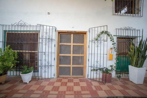 Hostal Casa Serrano - Callej�n de Don Blas Hab. Yaya