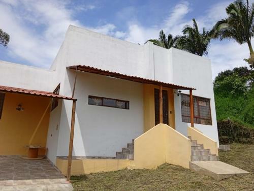 Casa de Campo Villa Elena Moniquira - Boyaca