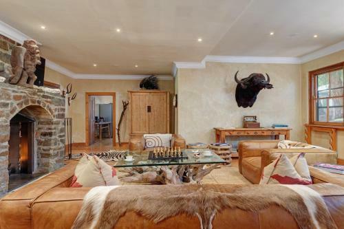 Buccara Willow Slopes Lodge