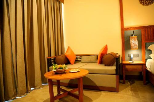 Hotel Anand Aamod Spa And Resort-riverside Resort