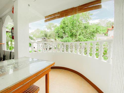 Hostal R House Boracay
