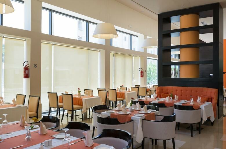 Le Corail Suites Hotel
