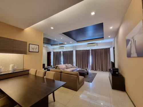 Oppa Pool Villas