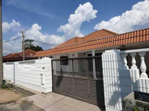 Villa Malacca Town Tranquerah Cluster Home #404a