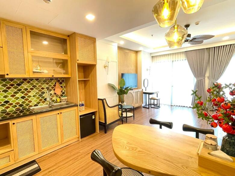 Flc Sea Tower - St Apartment