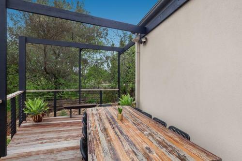Exhale Country Escape Pool Wifi Sleeps 10