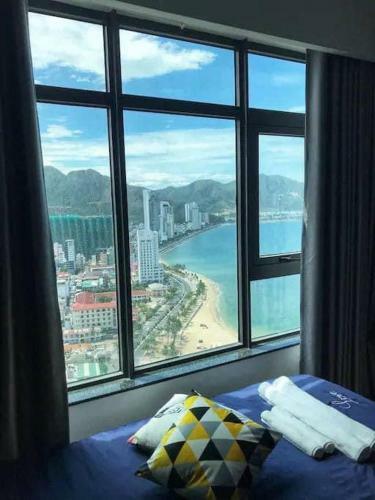 Apartamento C?n H? View G�c Bi?n M??ng Thanh H�n Ch?ng