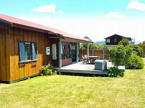 The Sands - Matarangi Holiday House