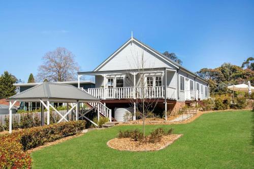 Cumberland House - 3br/sleeps 9 - Katoomba