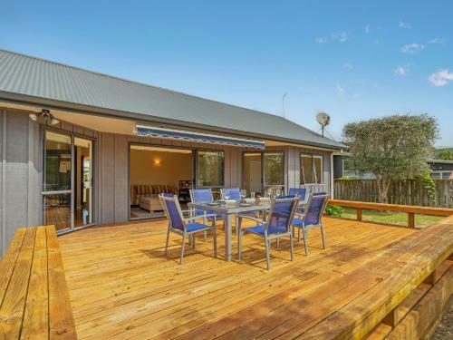 Coastal Soul - Cooks Beach Holiday Home