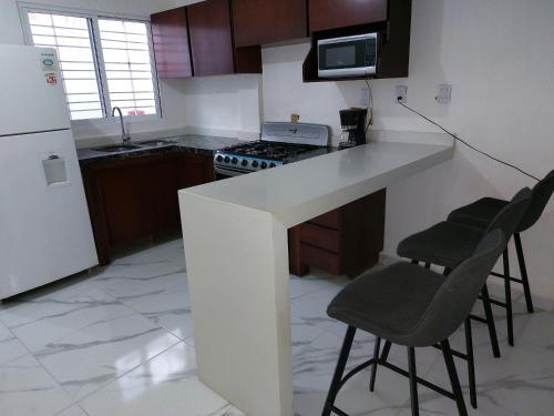 Casa Particular Reci�n Remodelada, Buena Ubicaci�n.