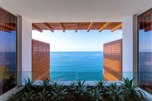 New Oceanfront Luxury Villa In Puerto Vallarta