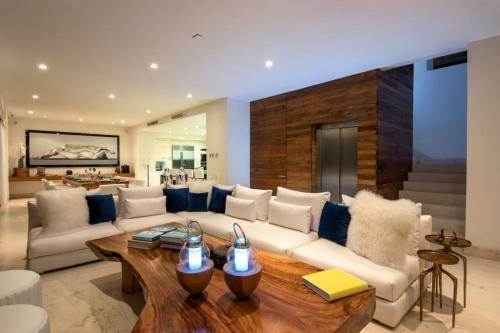 New Oceanfront Luxury Villa In Puerto Vallarta
