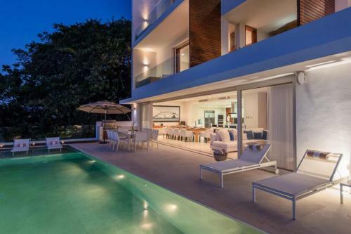 New Oceanfront Luxury Villa In Puerto Vallarta